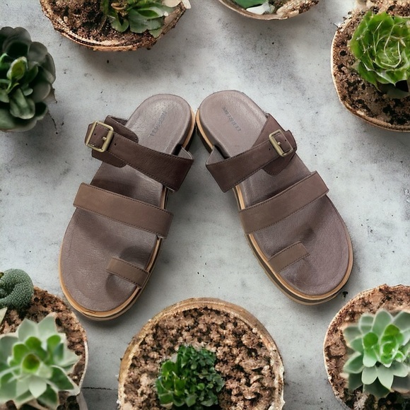 Merrell Women Slide Sandals Juno Buckle Slide Size US 9 Espresso
Brown NWOT - Picture 2 of 9
